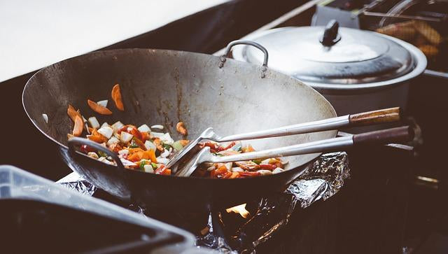 5 Reasons to Replace Your Cookware This Month