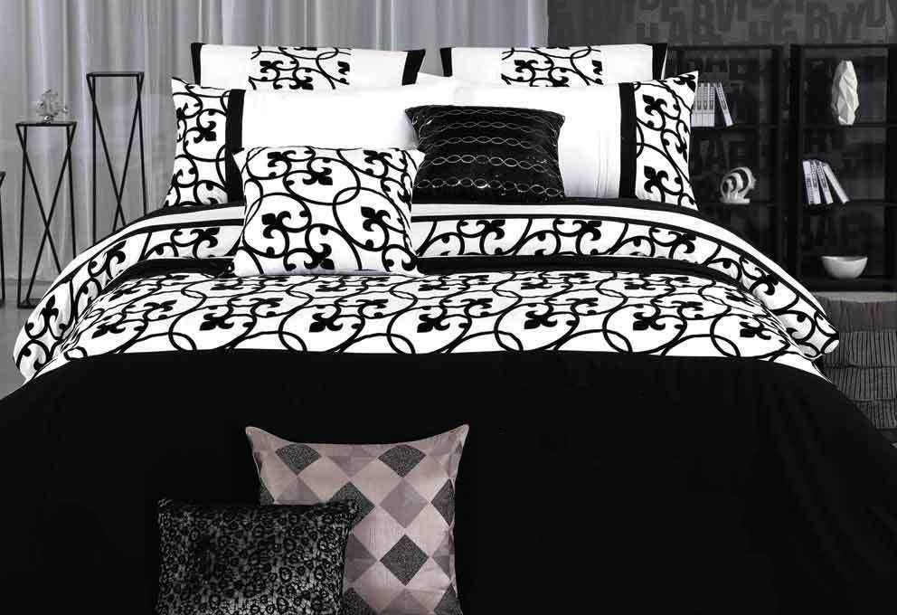 Luxton King Size White and Black Flocking Quilt Cover Set(3PCS)